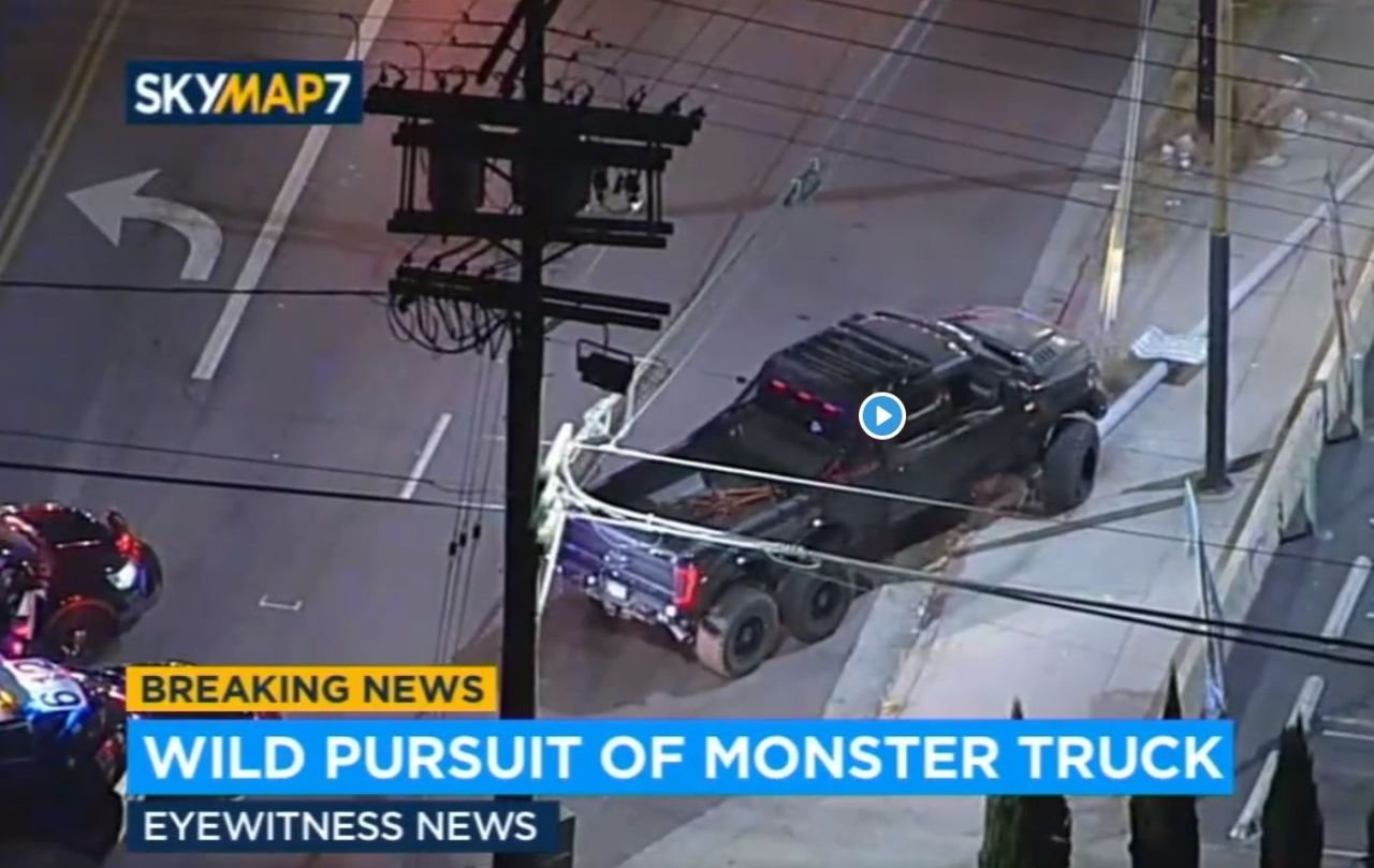 Hennessey VelociRaptor 6x6 police pursuit-LA