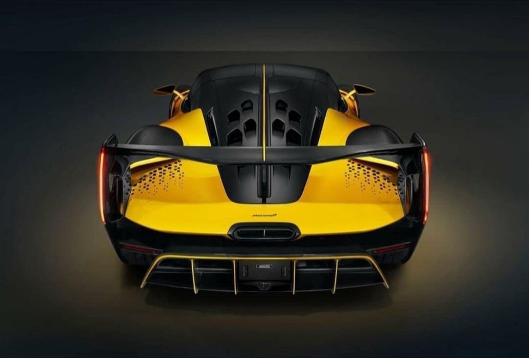 McLaren Sabre-yellow-black-leaked-image-2