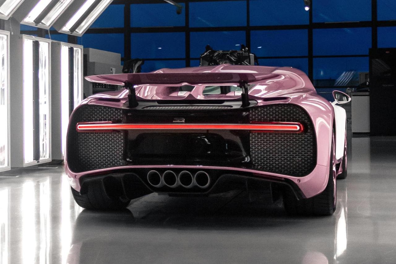 Pink Bugatti Chiron Sport Alice-2