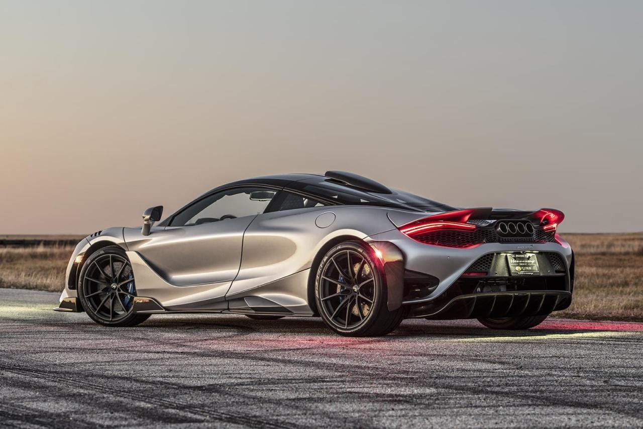Hennssey-McLaren 765LT-HPE1000-2
