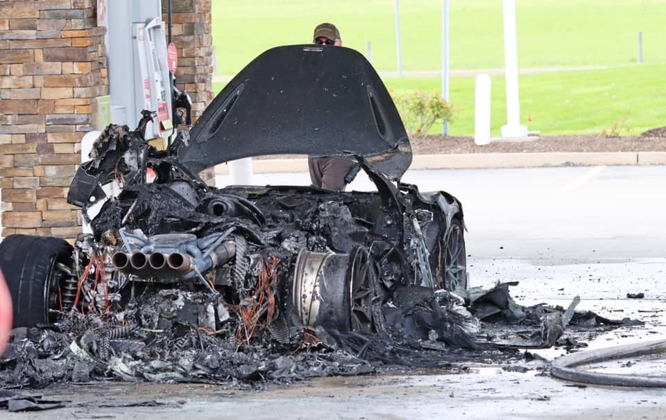 McLaren 765LT-Fire-USA-4