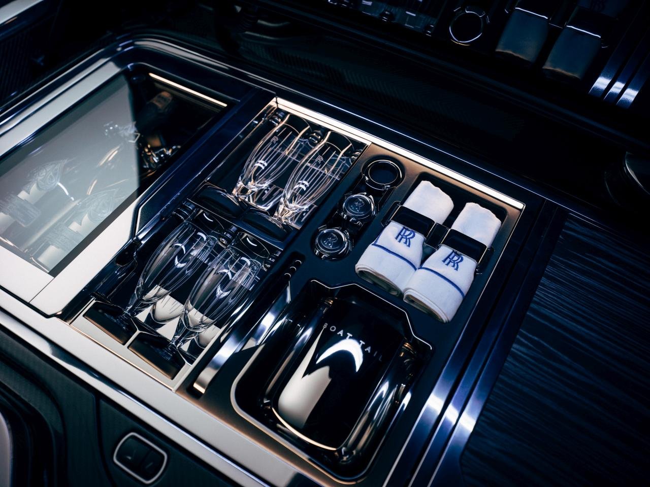 Rolls Royce Boat Tail-2