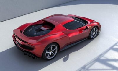 Ferrari 296 GTB-V6 Hybrid-Supercar-3