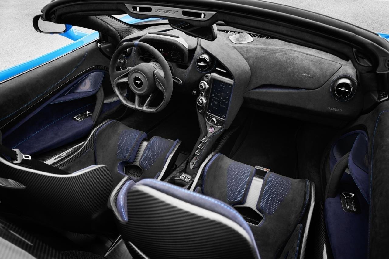 Small-13421-McLaren765LTSpider