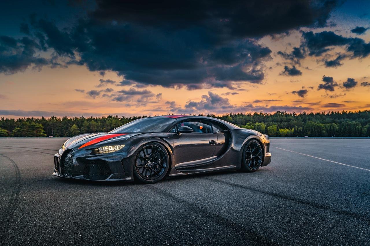 Bugatti Chiron Super Sport 300-delivery-3