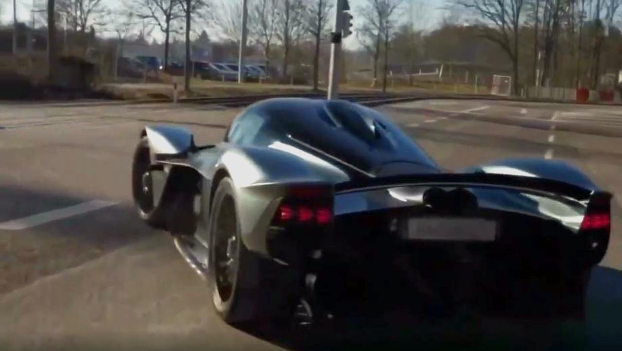 Aston Martin Valkyrie-spotted-Germany