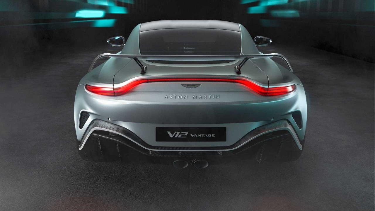 2023 Aston Martin V12 Vantage-2