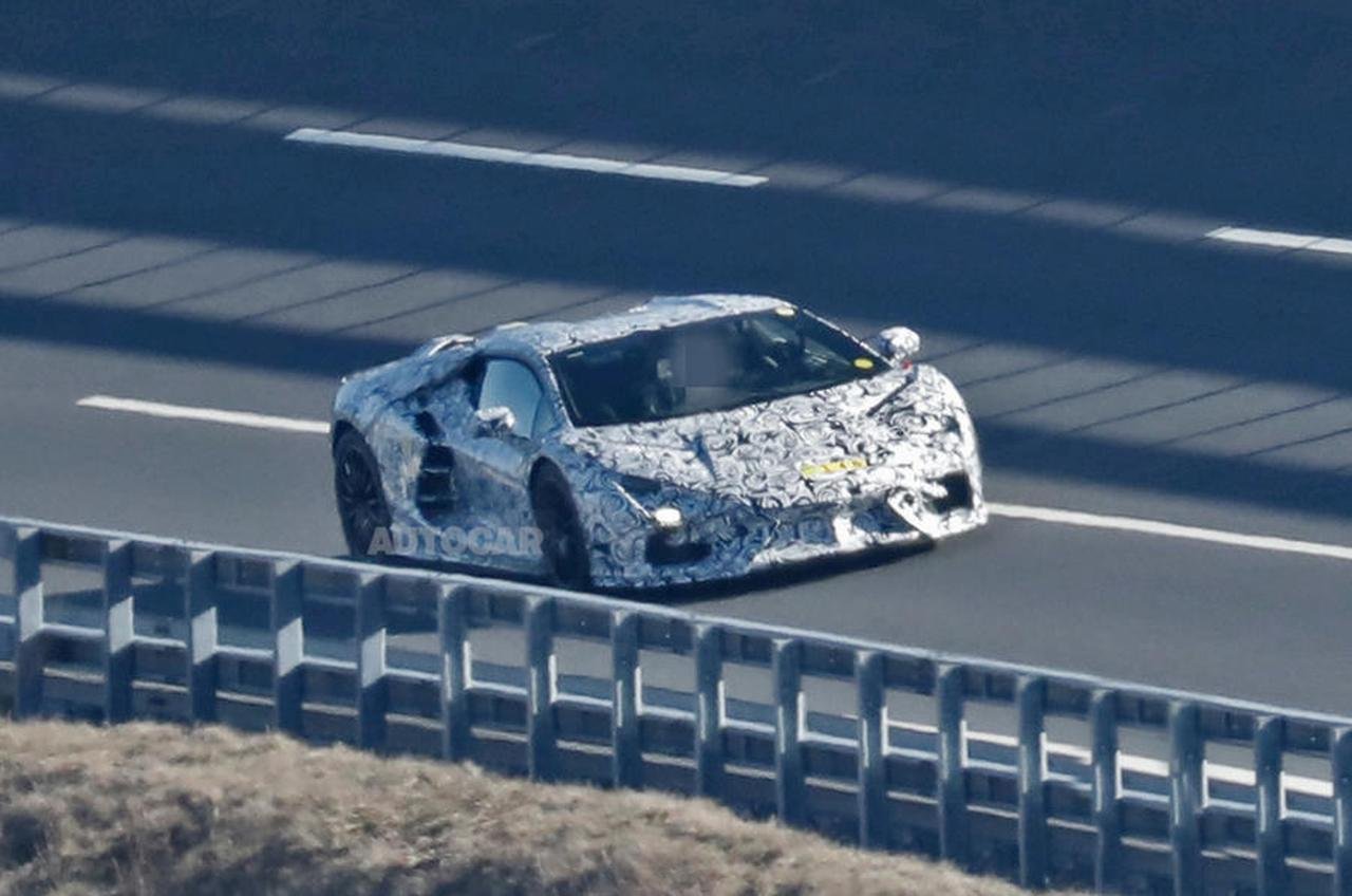 Lamborghini Aventador successor-hybrid supercar-2