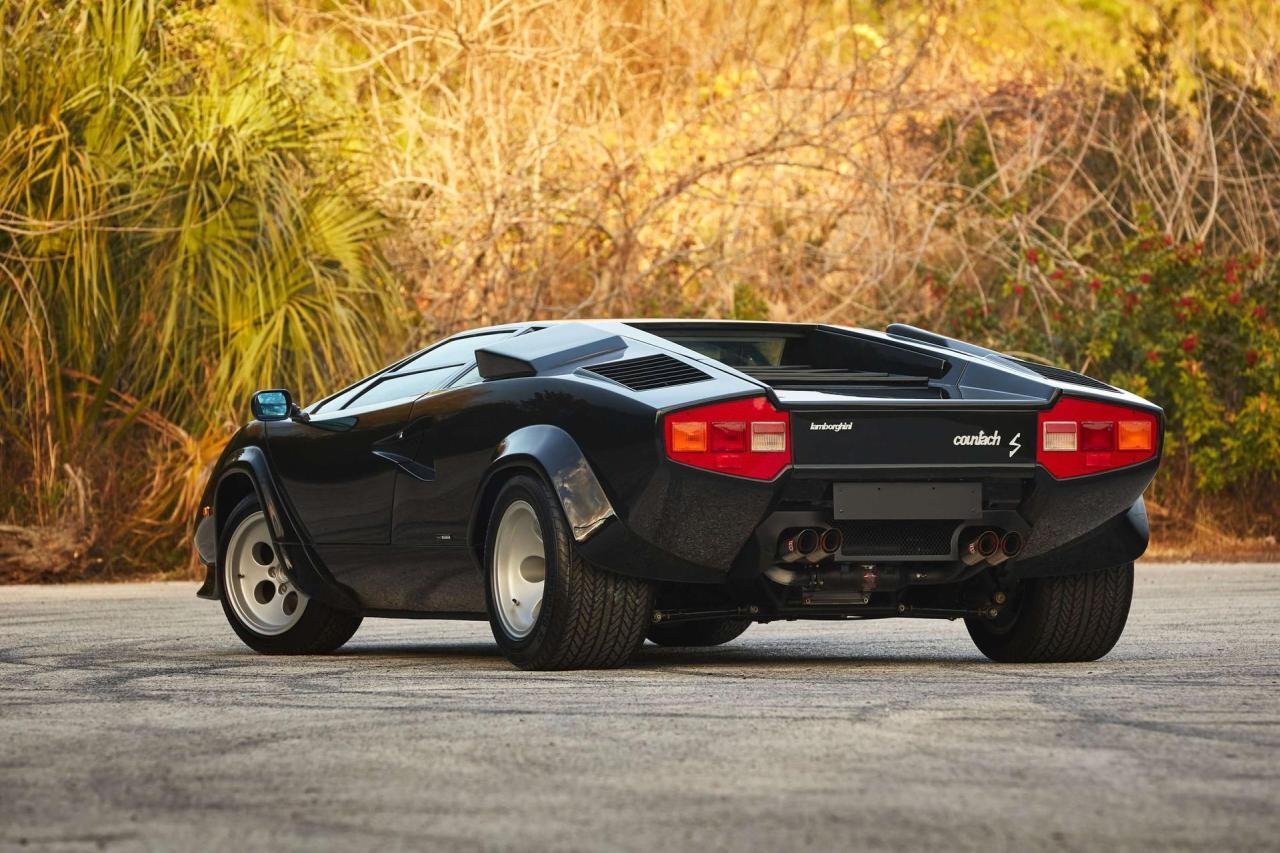 Lamborghini Countach LP400S-Auction-sale-2