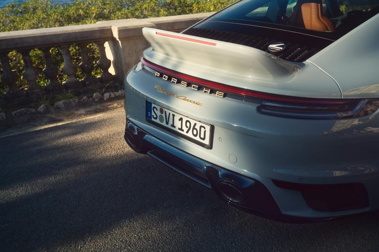 2023 Porsche 911 Sport Classic 992-leaked-2