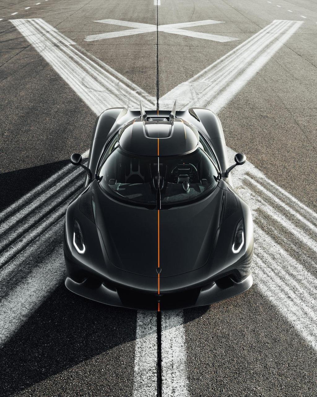 Koenigsegg Jesko Absolut-pre-production-1