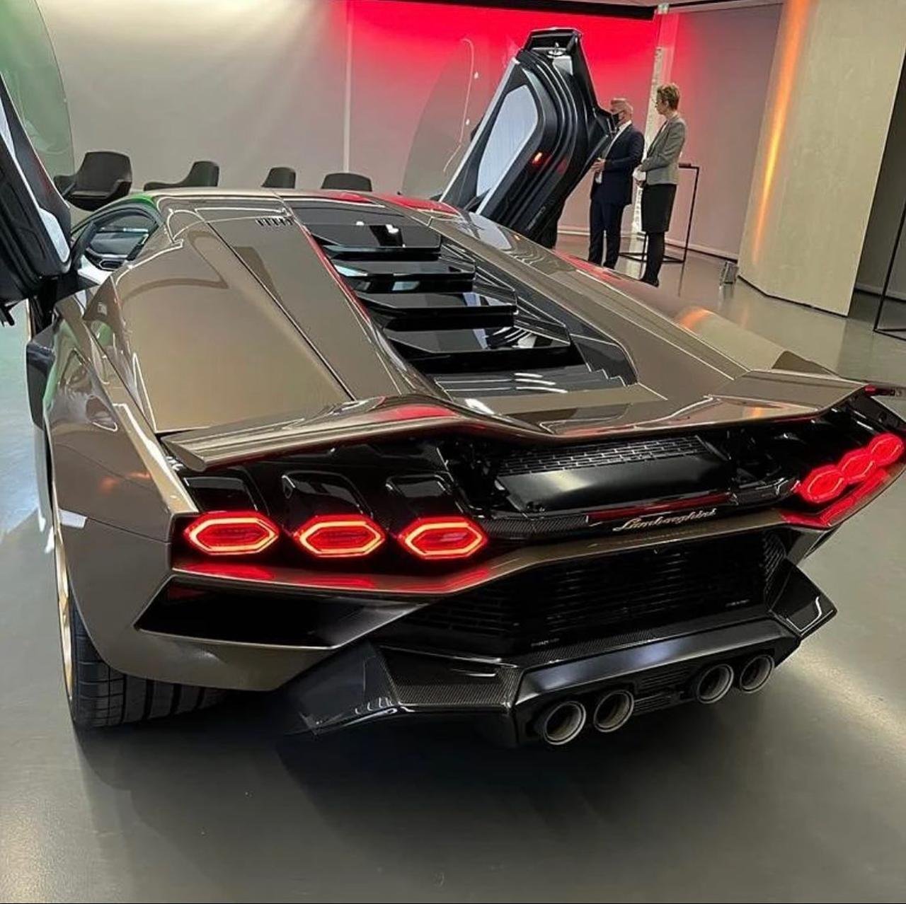 Lamborghini Countach-Luci del Basco-3