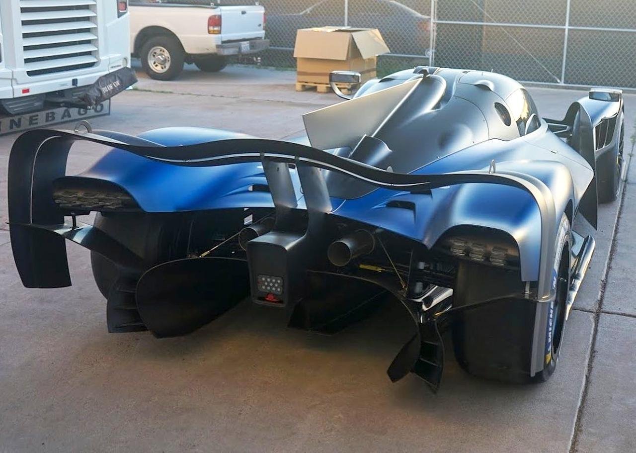 Aston Martin Valkyrie AMR Pro-The Heart of Racing-2
