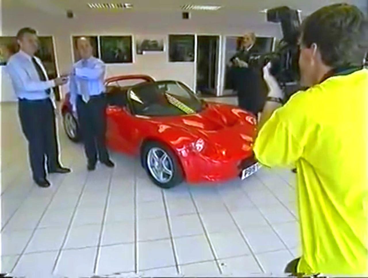 Lotus Elise S1-Bell and Collvil-1