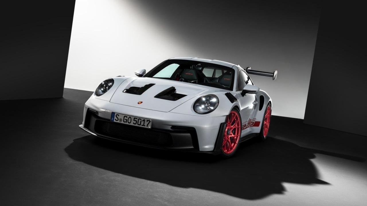 2023 Porsche 911 GT3 RS-1