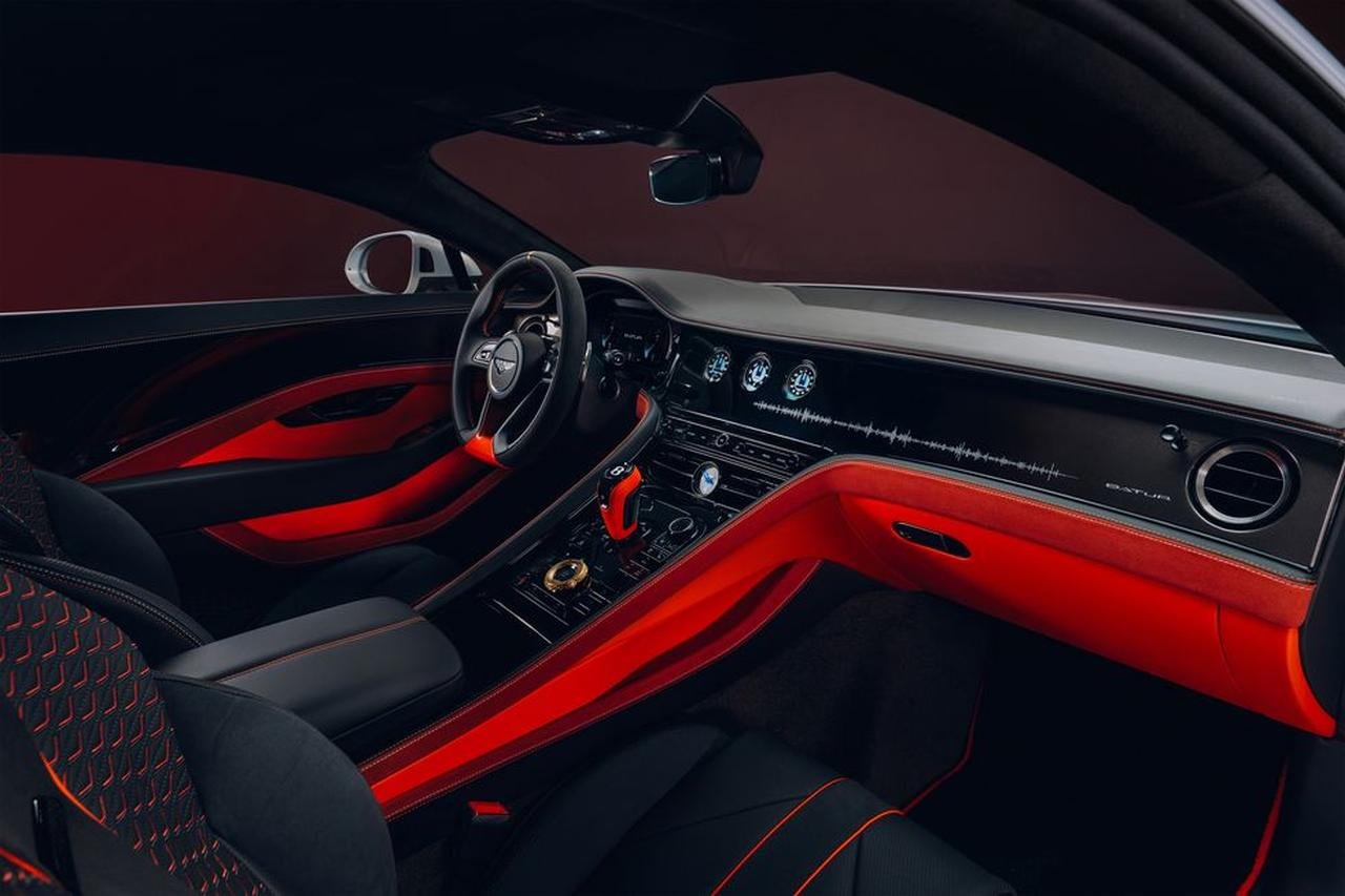 Bentley Batur Mulliner-Pebble Beach-1
