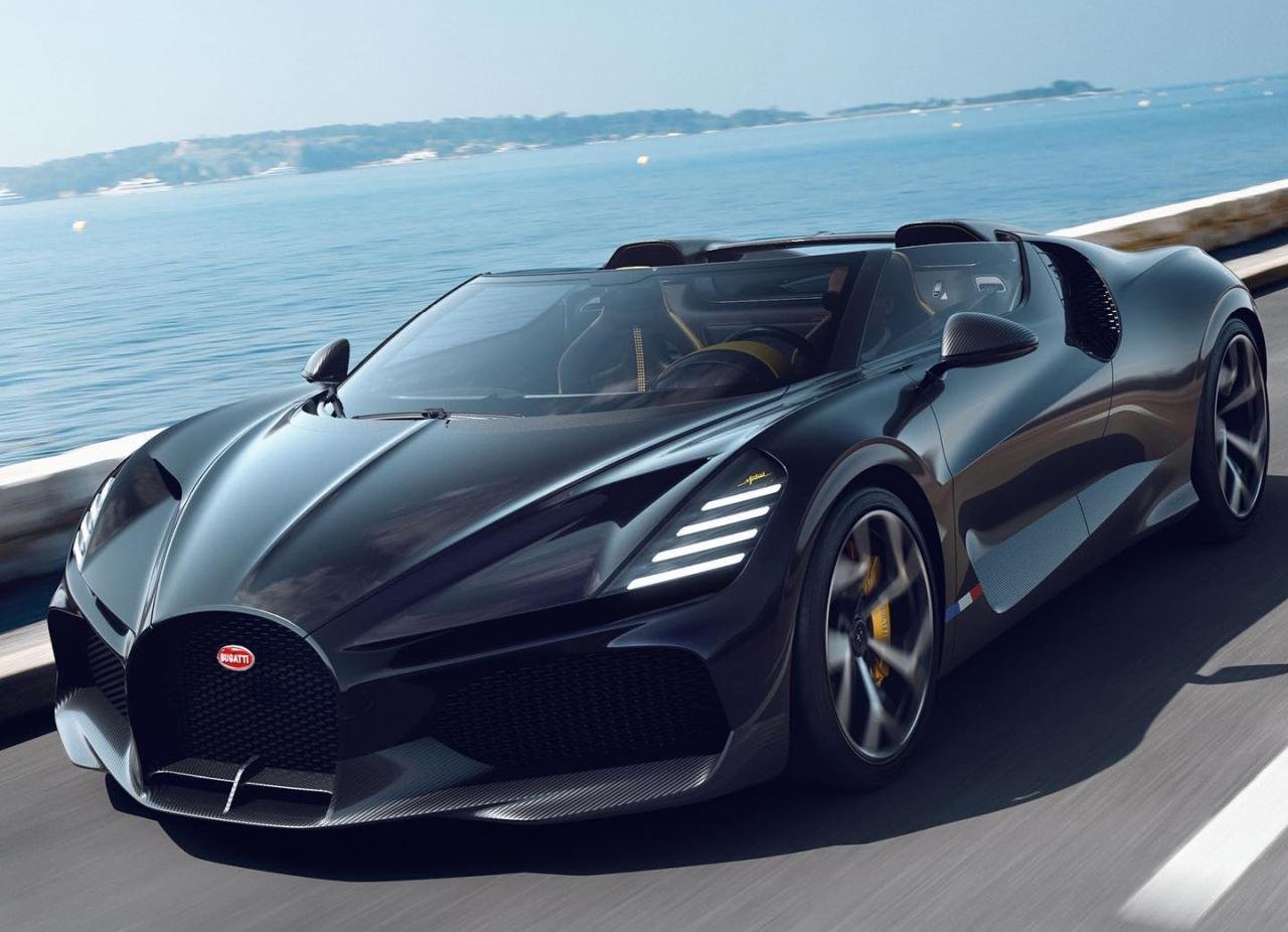 Bugatti Mistral W16-open-top-hypercar-2