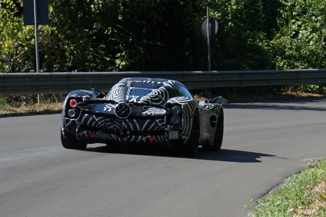 Pagani C10-Huayra-replacement-test mule-2