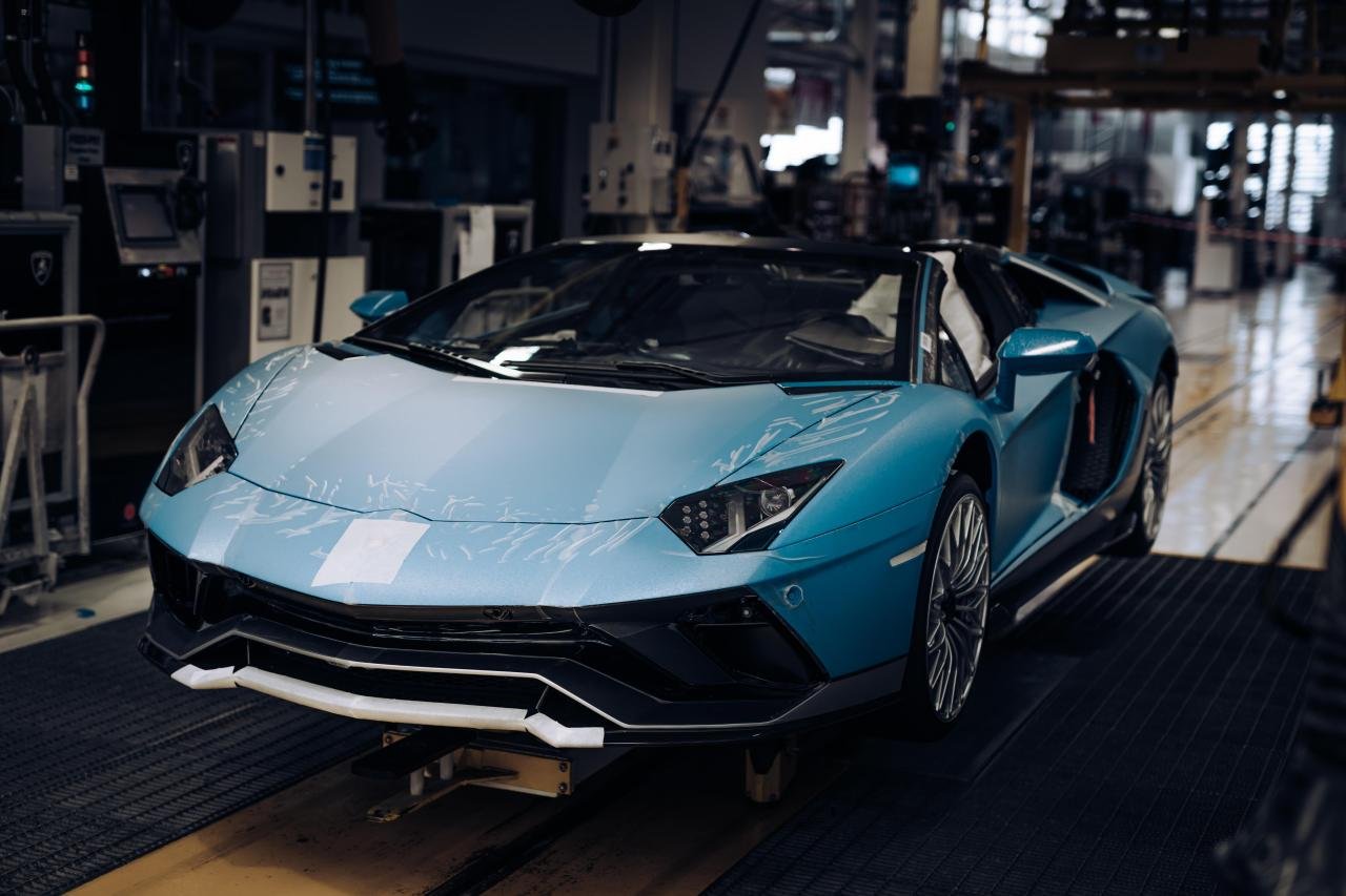 Final Lamborghini Aventador Ultimae Roadster-1
