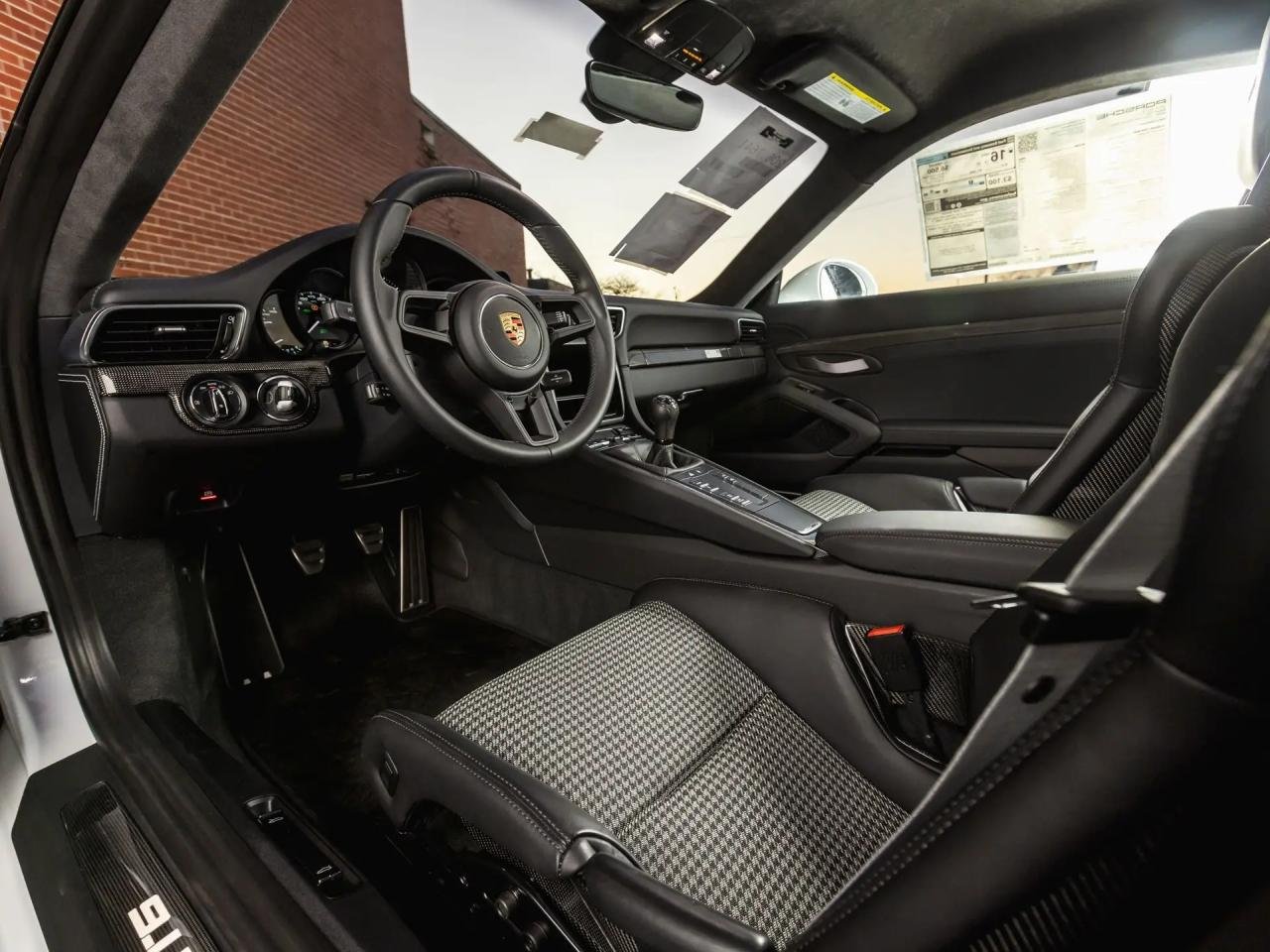 2016 Porsche 911 R-RM Auction Miami-3