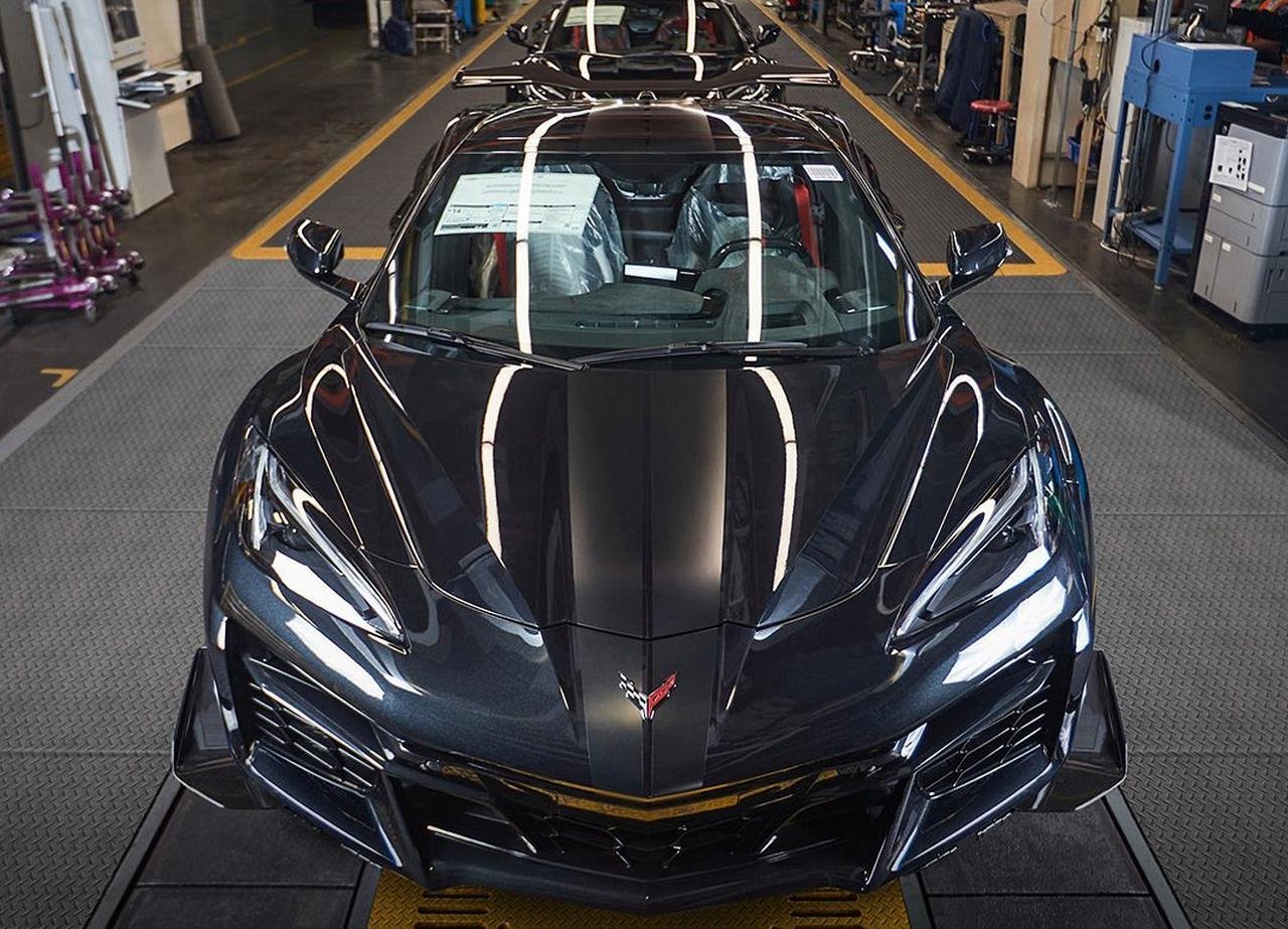 2023 Chevrolet Corvette Z06 no-1-production