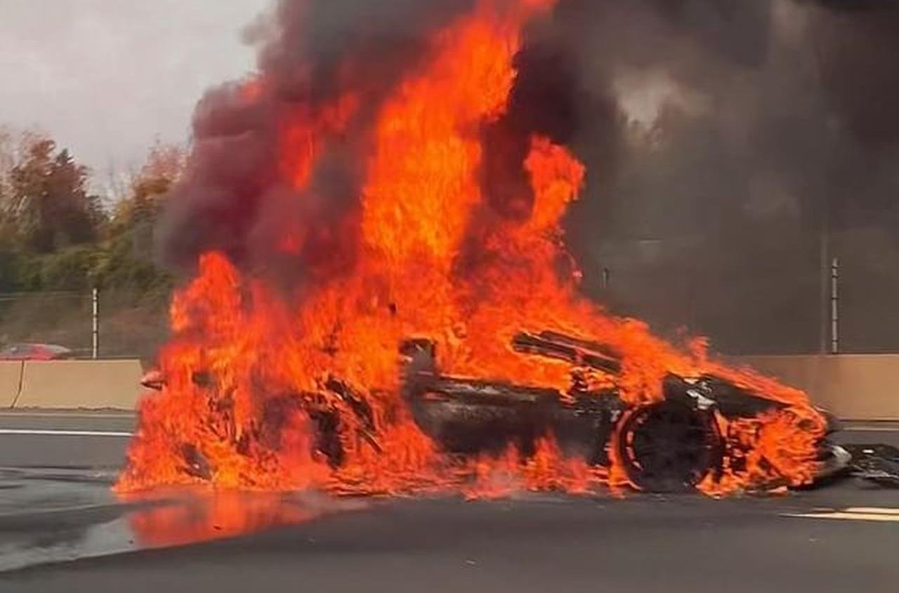 Pink-Chrome-Lamborghini Aventador SVJ Roadster-Fire-TeamSalamone