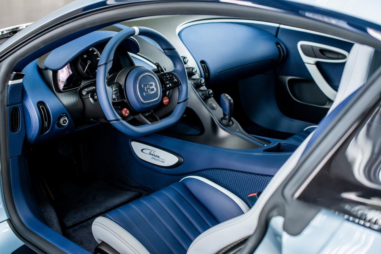08 BUGATTI_CHIRON-Profilee