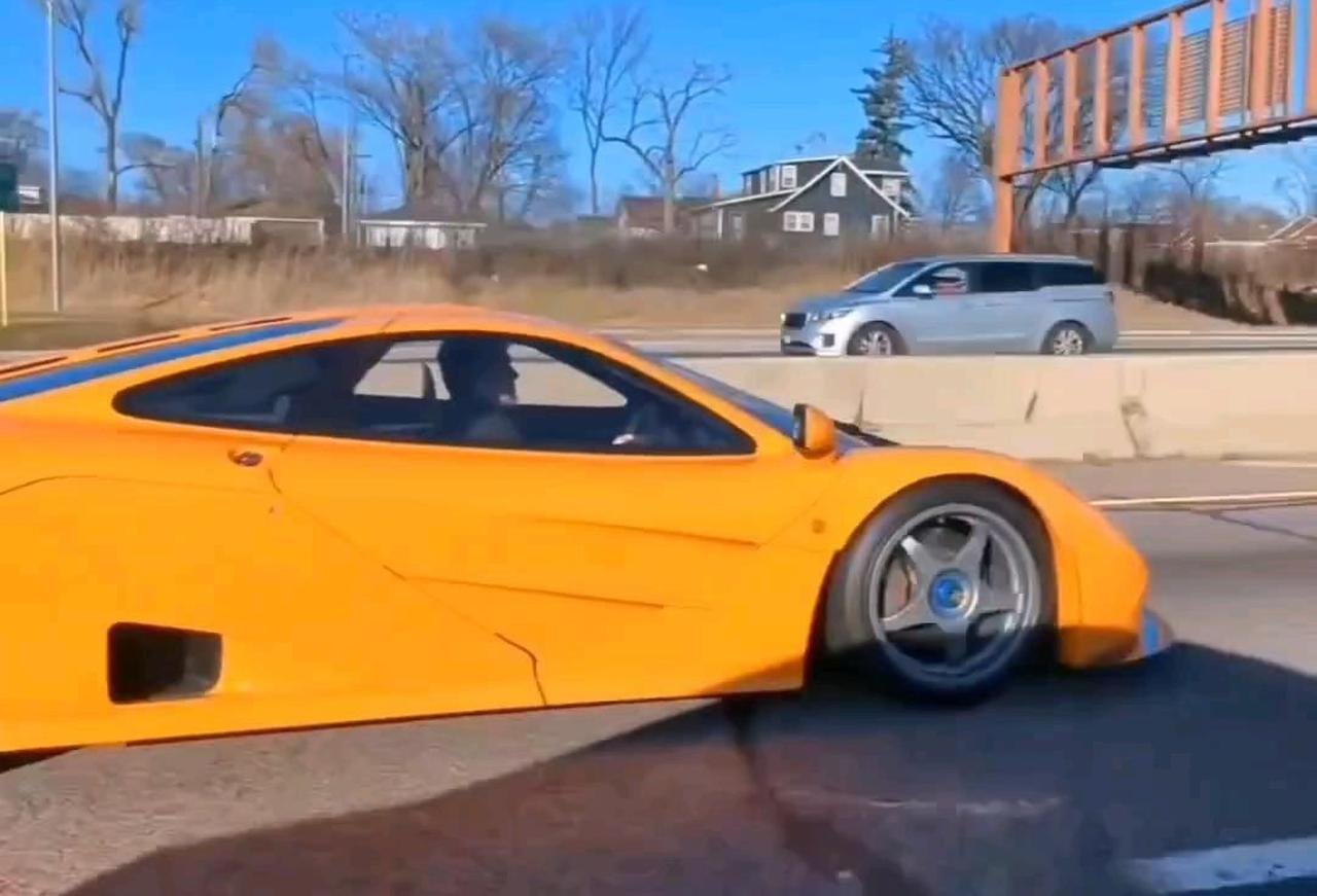McLaren F1 weekend drive-Chicago-1