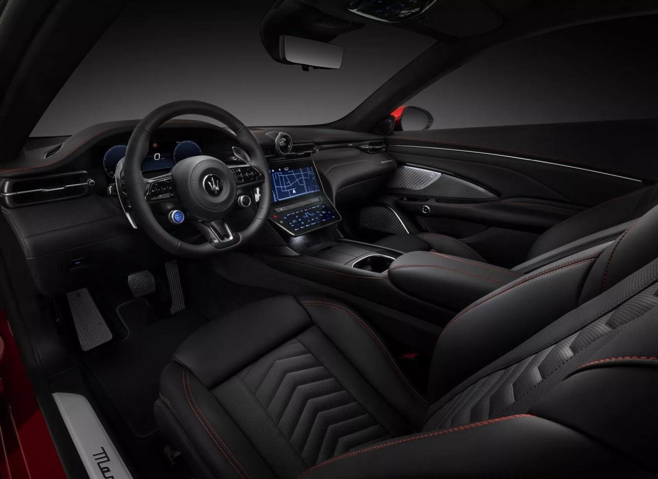 2024 Maserati GranTurismo-1