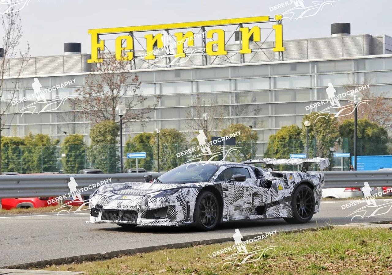 LaFerrari Successor-spy-shots-2