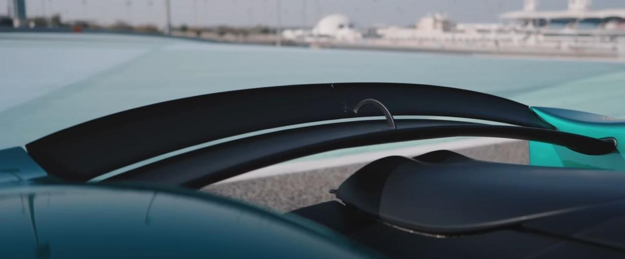 Aston Martin Valkyrie rear wing