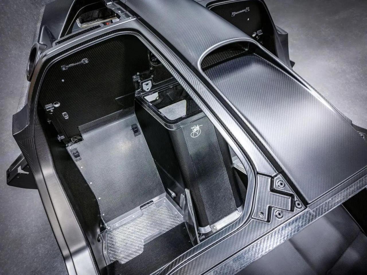 Gordon Murray Automotive-T50 supercar-production-2