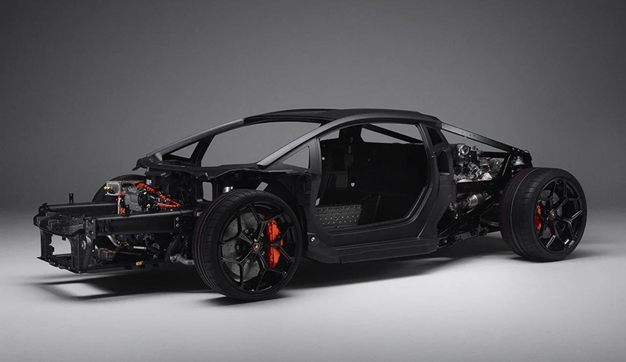 Lamborghini Aventador successor LB744-charbon monofuselage-1