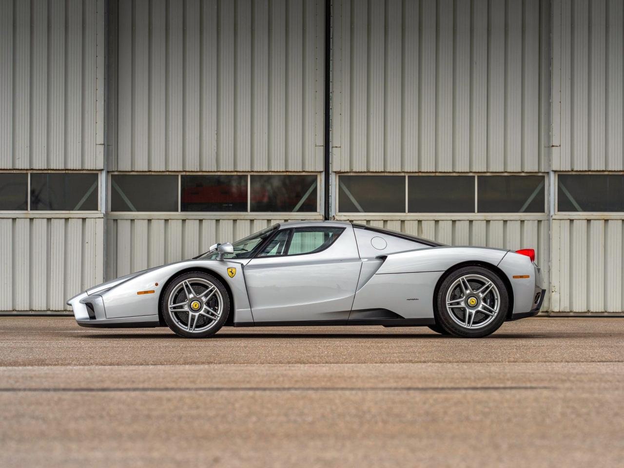 Lowest-mileage Ferrari Enzo-Silver-Auction-2