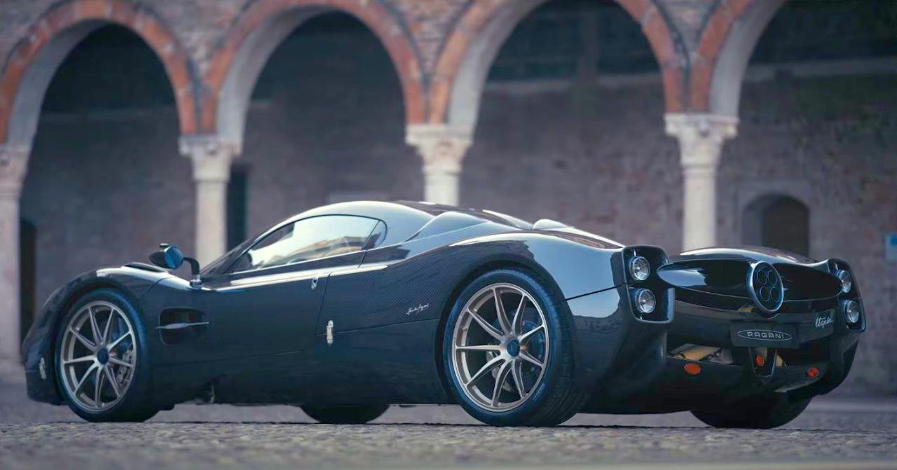 Pagani Utopia-full carbon exterior-1
