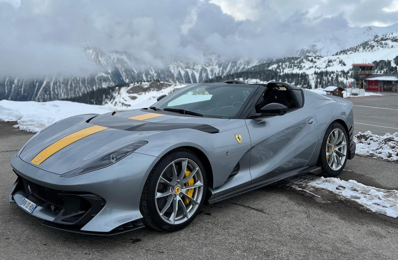Ferrari 812 Competizione A-fanchracing-2