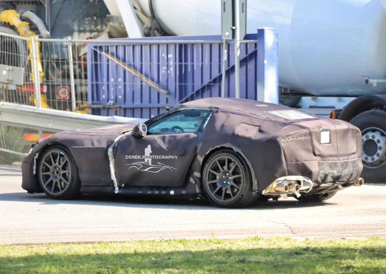 Ferrari 812 successor-F167-spy shots