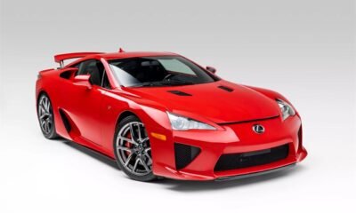 Lexus-LFA-Red-auction-3