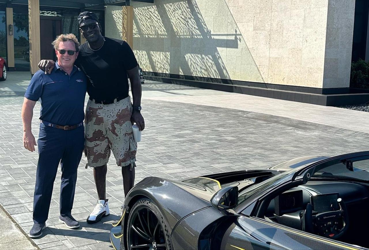Hennessey Venom F5 Roadster-Michael Jordan
