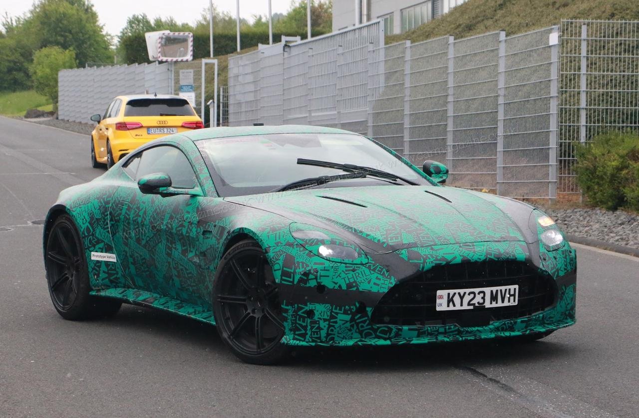 aston-martin-vantage_2024_spyshots_50