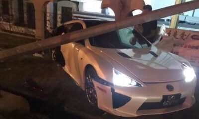 Lexus LFA-crash-Singapore-1
