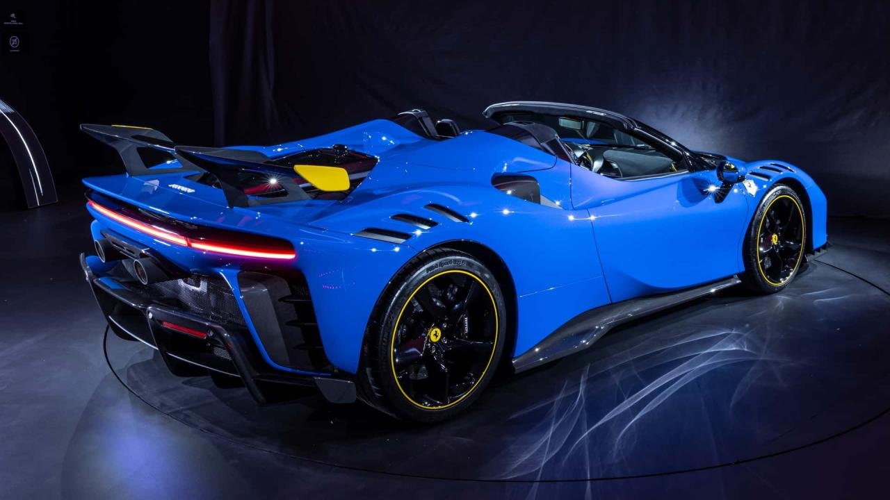 ferrari-sf90-xx-spider-azzurro-dino
