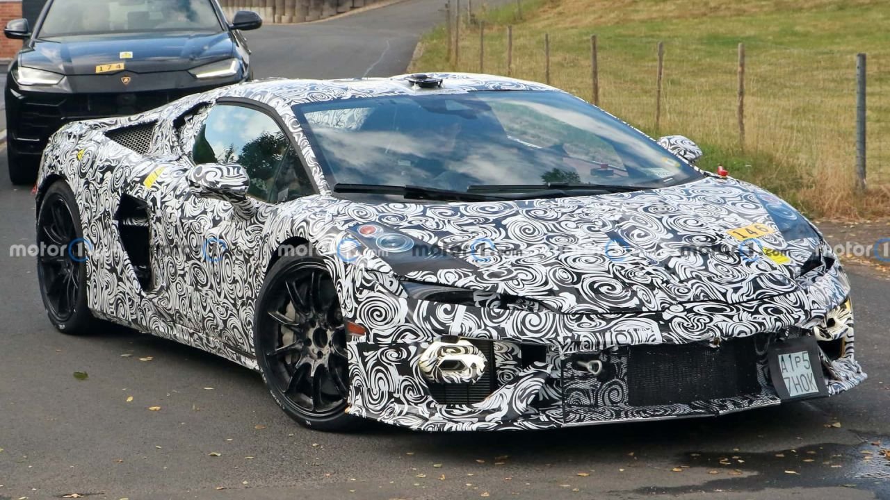 2025-lamborghini-huracan-replacement-spy-photo