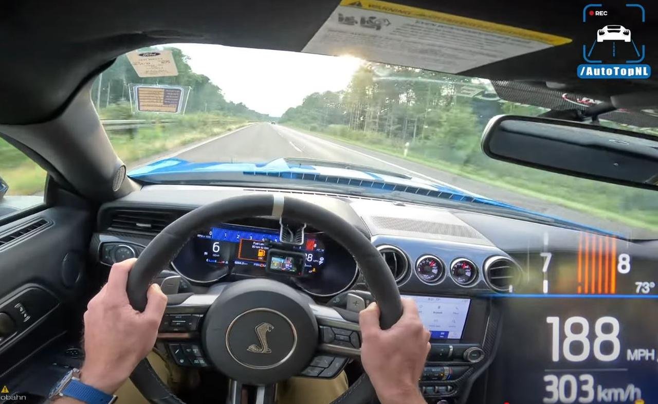 Ford Mustang Shelby GT500 Top Speed Autobahn