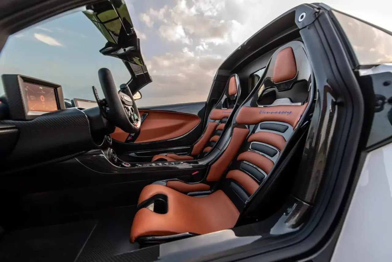 Hennessey Venom F5 no 16-Rafael Martinez-3