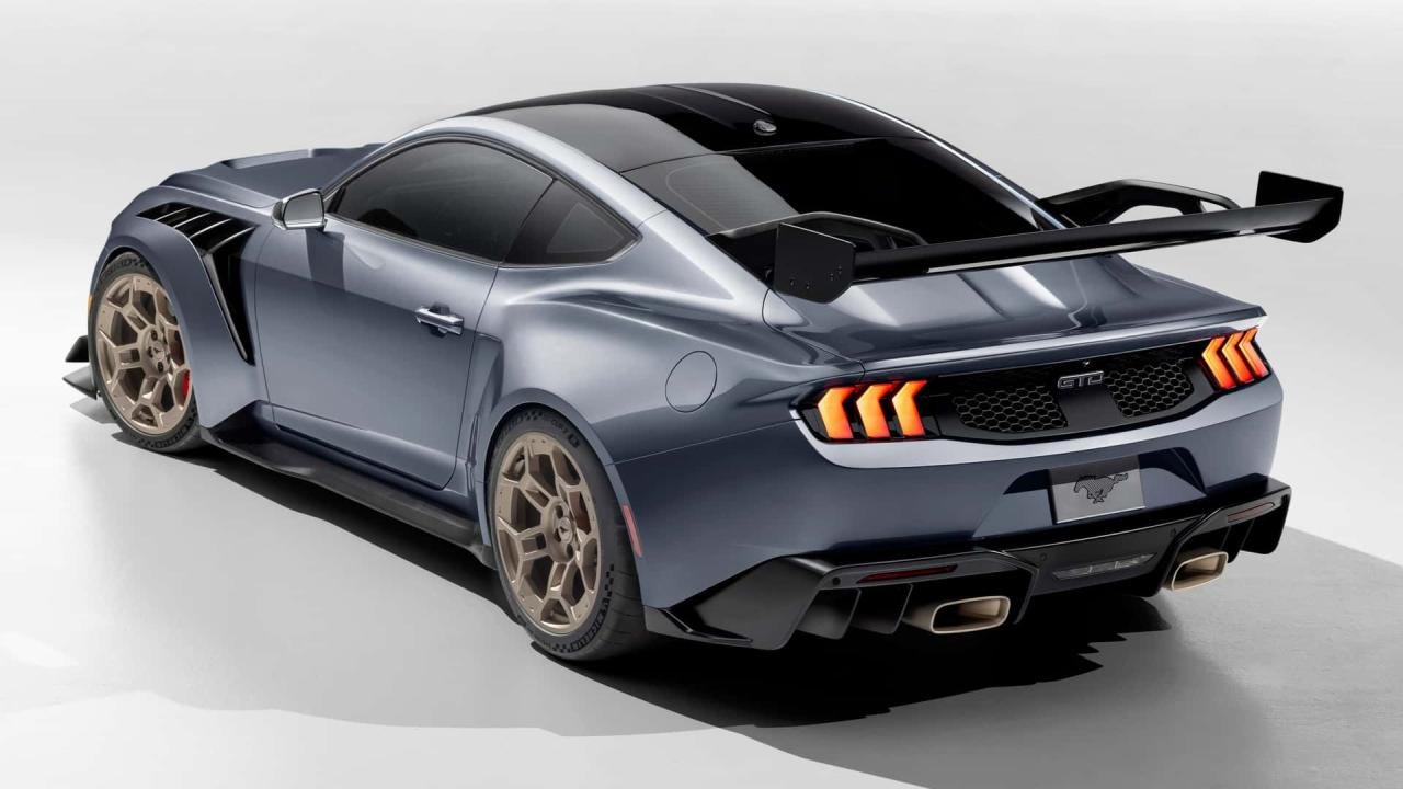 2025-ford-mustang-gtd (1)