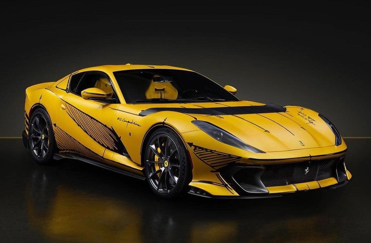 Ferrari 812 Competizione-Pebble-Beach-1
