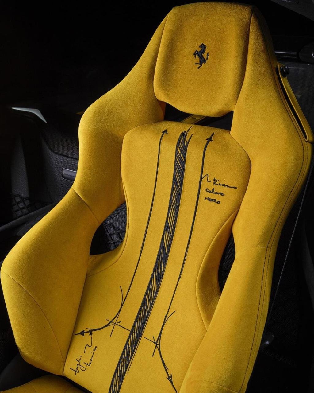 Ferrari 812 Competizione-Pebble-Beach-4