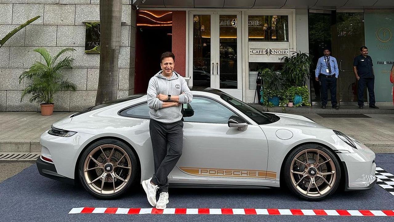 Porsche 911 GT3 Touring-Dinesh Thakkar-Angel One-1
