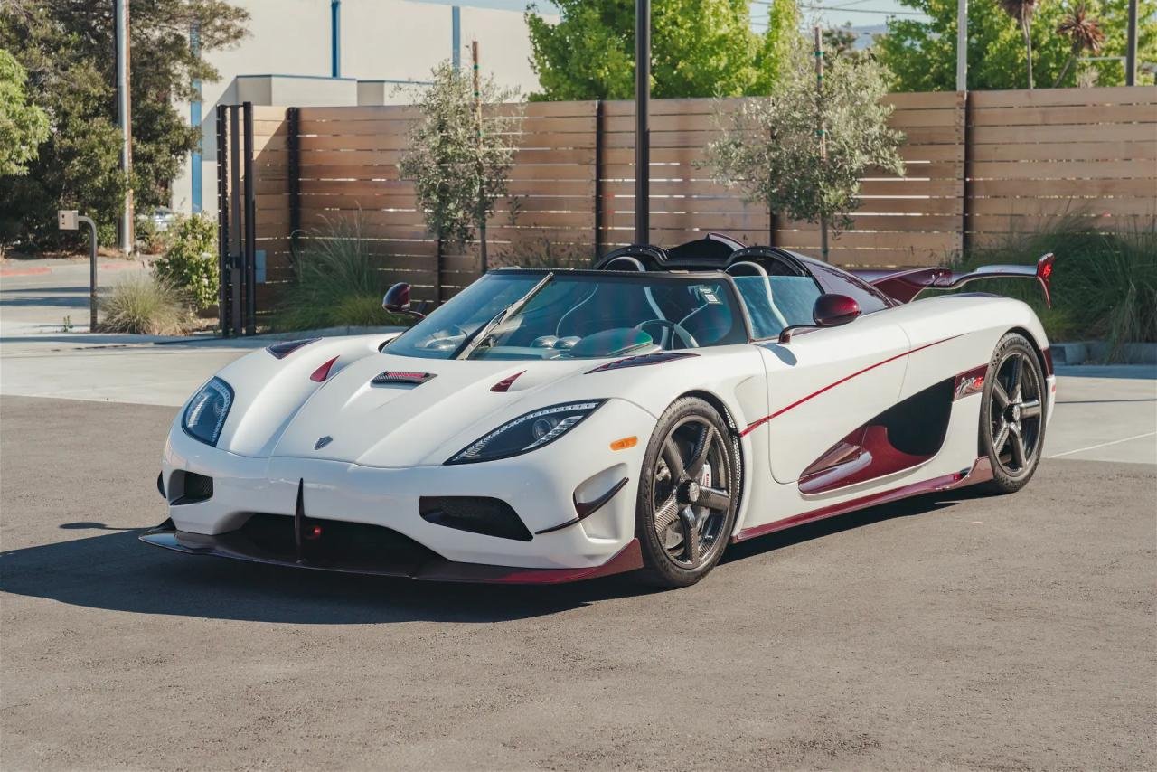 2018 Koenigsegg Agera RS for sale in USA-White-Red Carbon-1
